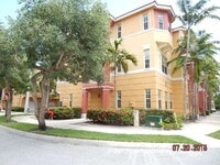 Building Photo - 2609 Shoma Dr