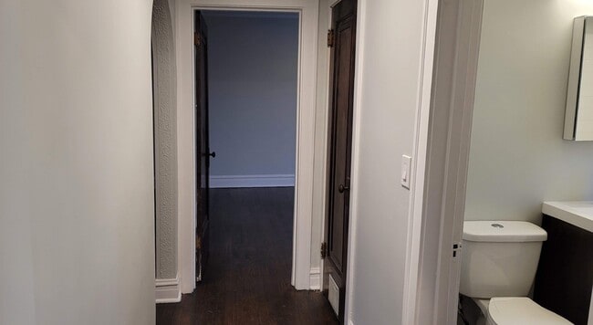 Building Photo - 6673 N Olympia Ave