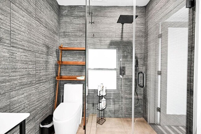 Building Photo - 85 NW 47th St