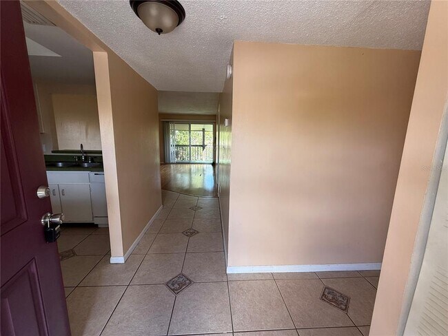 Building Photo - 6306 Newtown Cir