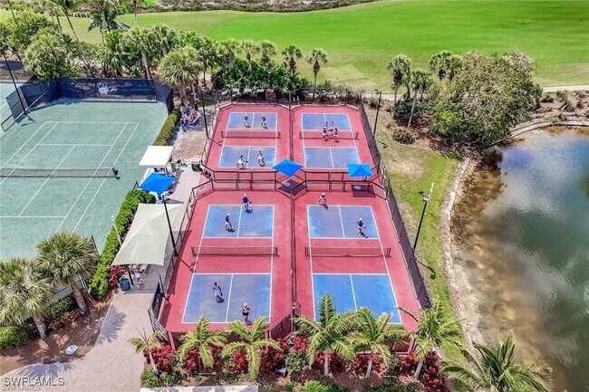 Building Photo - 8535 Bellagio Dr