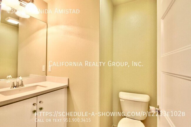 Building Photo - 43054 Avenida Amistad