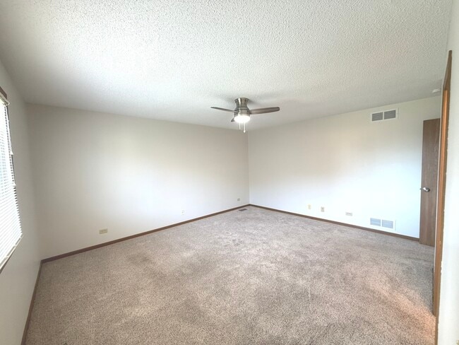 Building Photo - 1109 Kane St