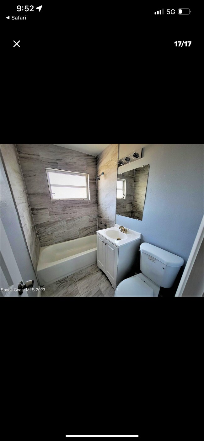 Building Photo - 2223 Smathers Cir S