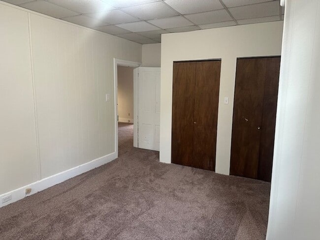 Building Photo - 132 S 5th Ave