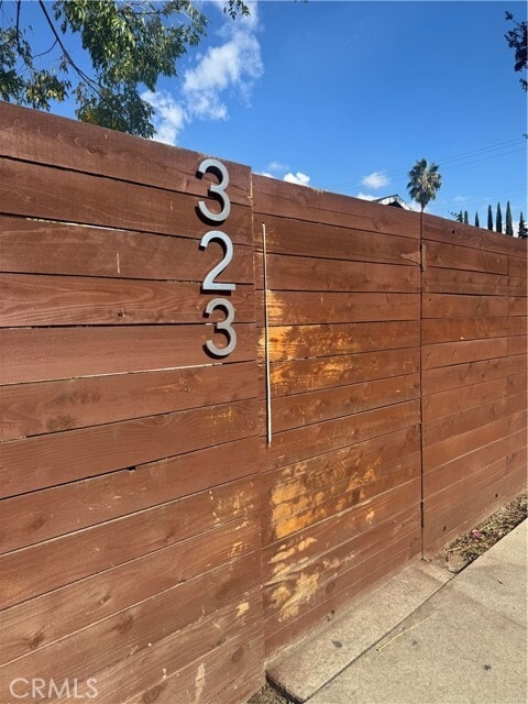 Primary Photo - 323 E Olive Ave