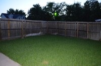 Building Photo - Available August 2026! 4 Bed/4 Bath Less t...