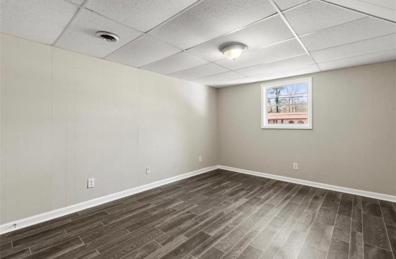 Building Photo - 3800 Leisure Ln