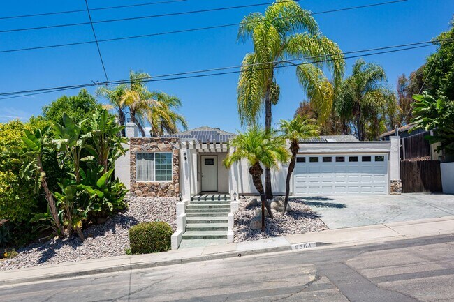 Building Photo - Spacious Entertainers Retreat in San Carlos!