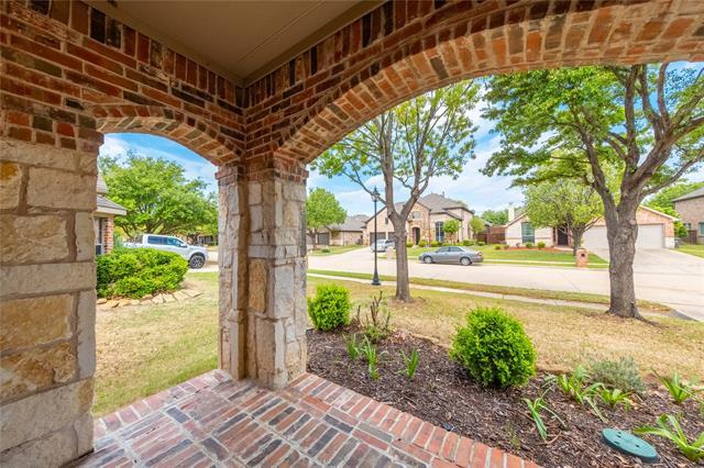 Building Photo - 2432 Greenbrook Dr