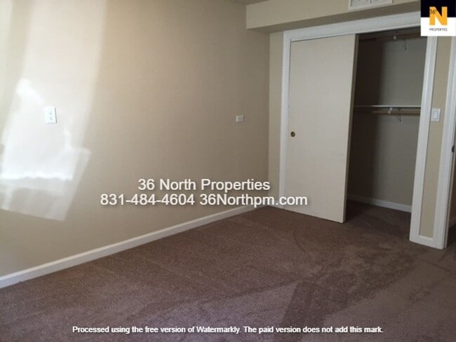Building Photo - 211 Larkin St