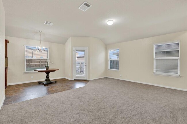 Building Photo - 217 Teron Dr