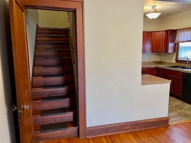 Building Photo - 1225 E Jefferson St