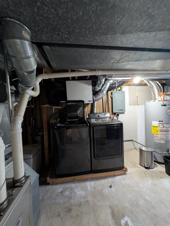 Building Photo - 801 Joliet Ct