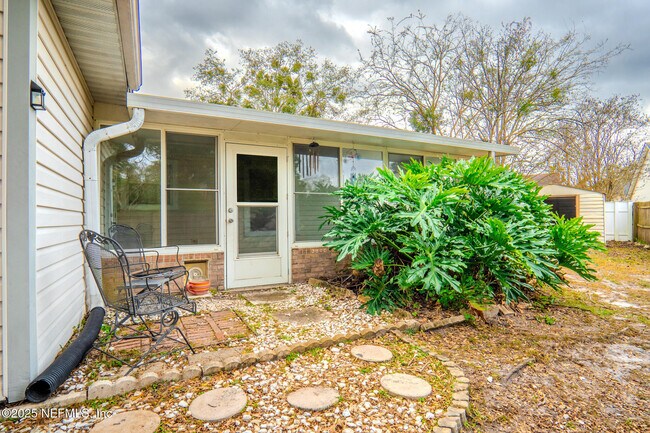 Building Photo - 11048 Ridge Point Dr