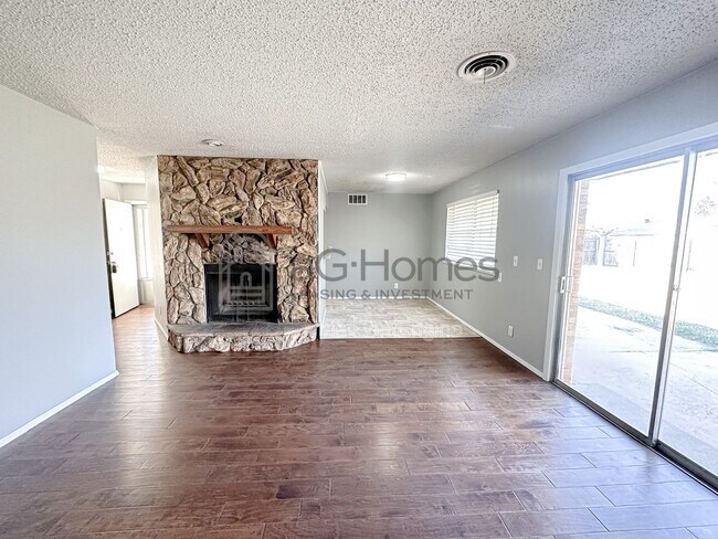 Building Photo - 7609 NW 28th St