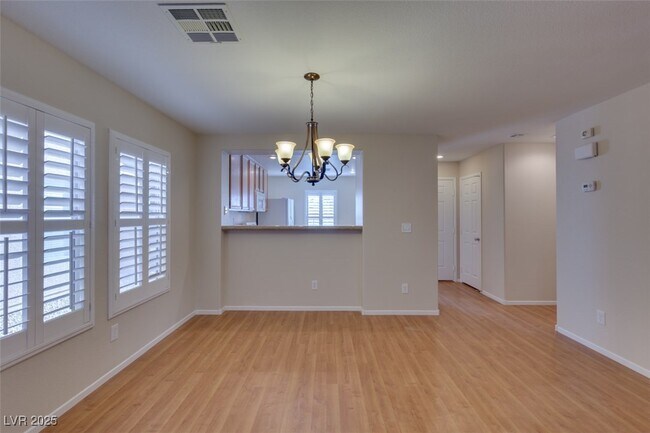 Building Photo - 656 Port Talbot Ave