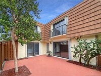 Building Photo - 3900 SE County Line Rd