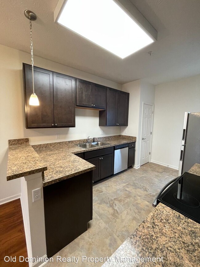 Building Photo - 2861 Congers Creek Rd