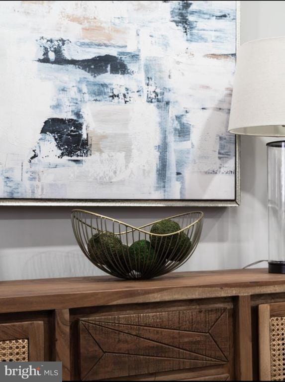 Building Photo - 612 44th St NE