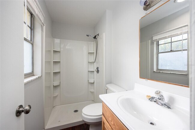 Building Photo - 1135 NE 24th Terrace