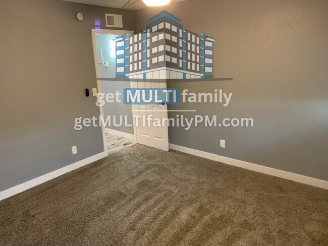 Building Photo - 1766 E 6th Ave