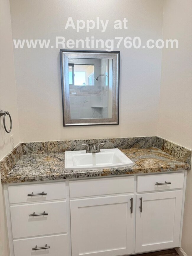 Building Photo - Prestigious Updated Home In Sage Estates