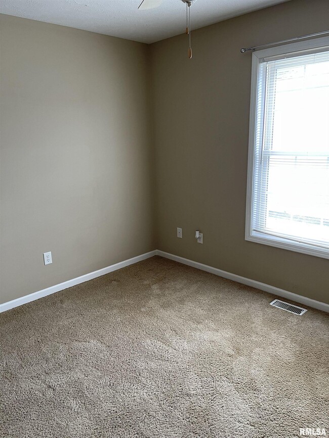 Building Photo - 4514 Castle Pines Dr