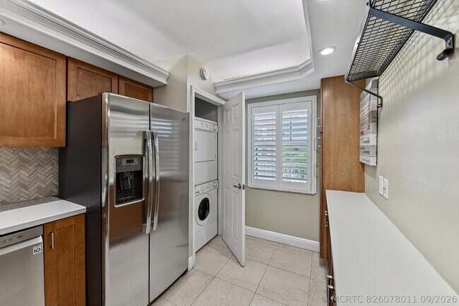 Building Photo - 4000 Cypress Grove Way