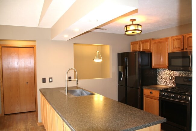 Building Photo - 957 Arvle Cir