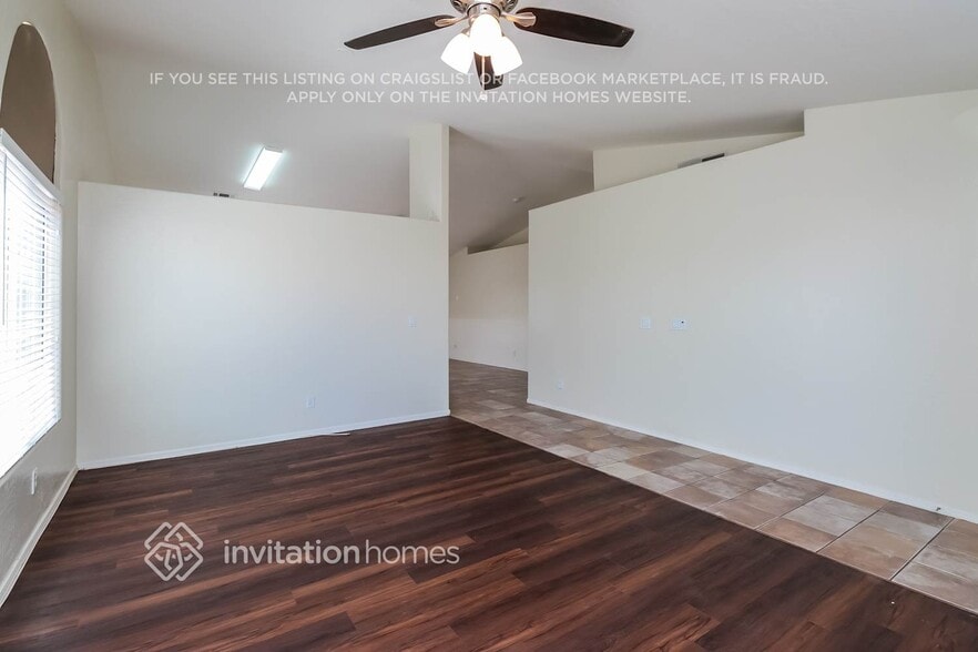 Building Photo - 11337 E Roscoe Ave