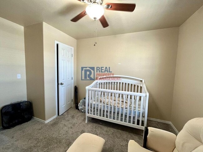 Building Photo - 10503 Country Park Point