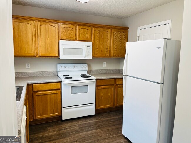 Building Photo - 227 Darby's Crossing Ct