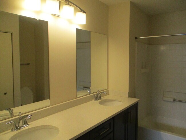 Building Photo - 356 Littleton Trail