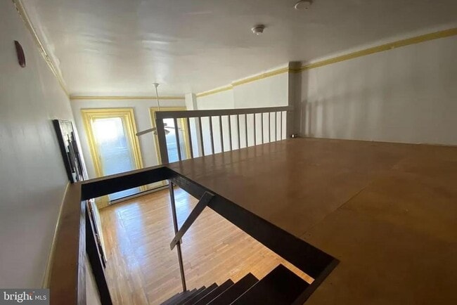 Building Photo - 2107 Green St