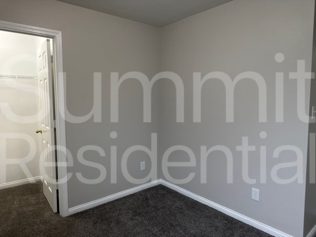 Building Photo - 2360 Cade Ct