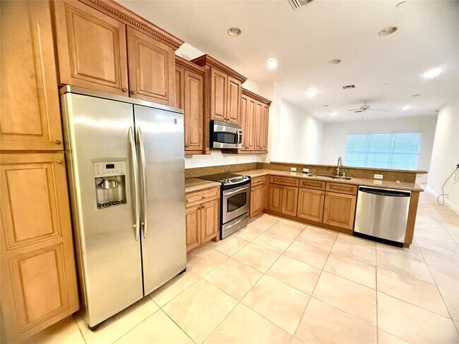 Building Photo - 4804 Sawgrass Breeze Dr