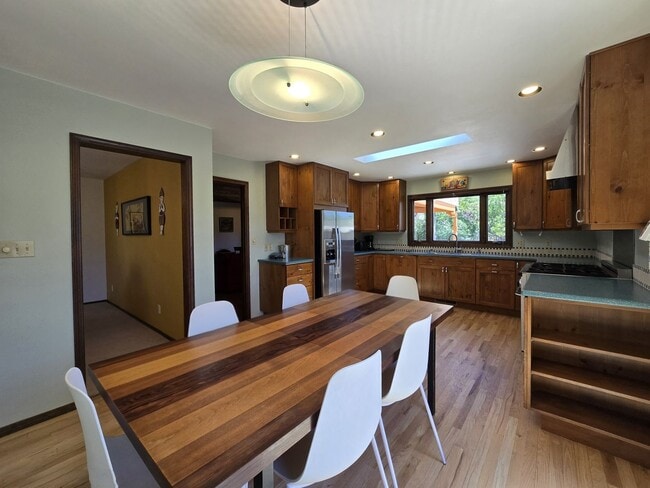 Building Photo - Turnkey Barranca Mesa Cul-de-sac Home