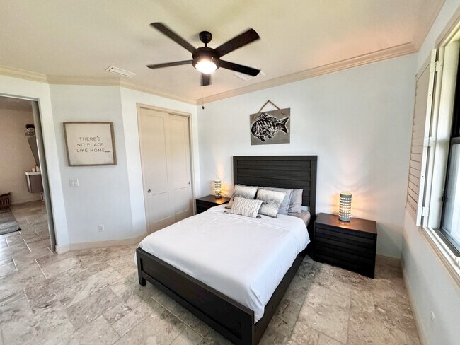 Building Photo - 414 SE 21st Terrace