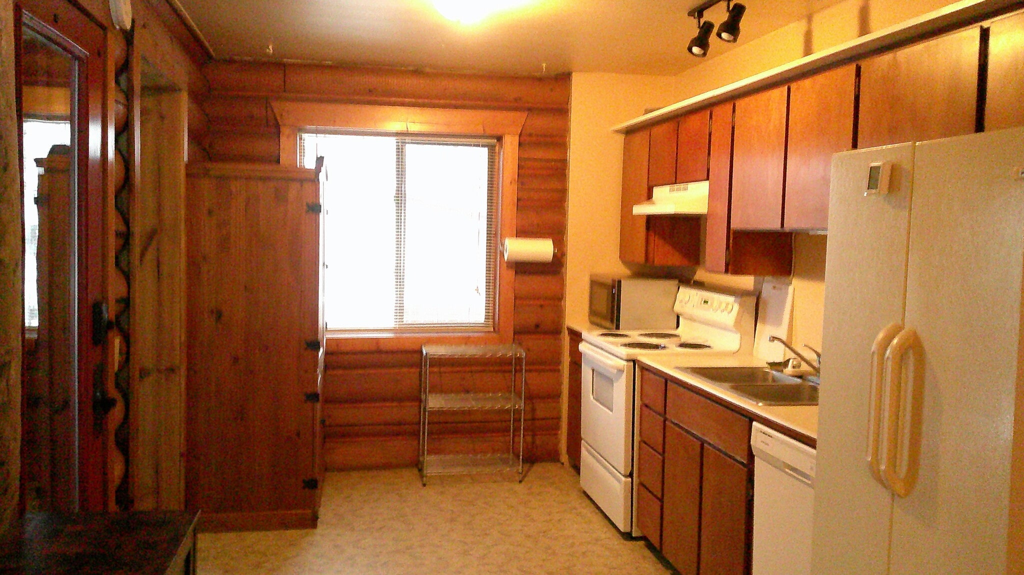 Building Photo - 1009 Alder St