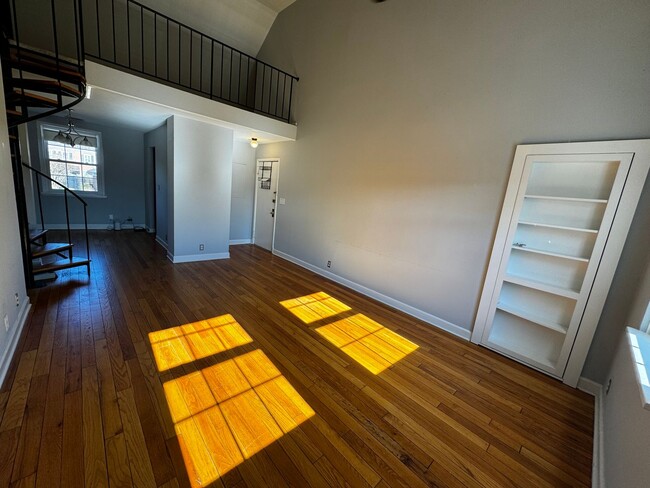 Building Photo - Experience Elevated Living in Arlington, VA