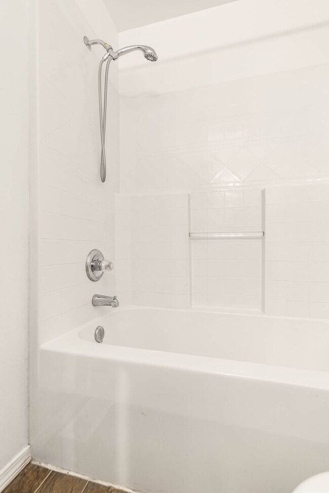 Building Photo - 3225 156th St SW