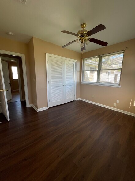 3rd bedroom - 7925 Danube Rd