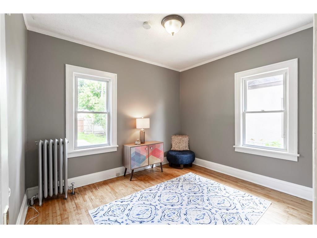 main floor bed 2 - 3901 Portland Ave
