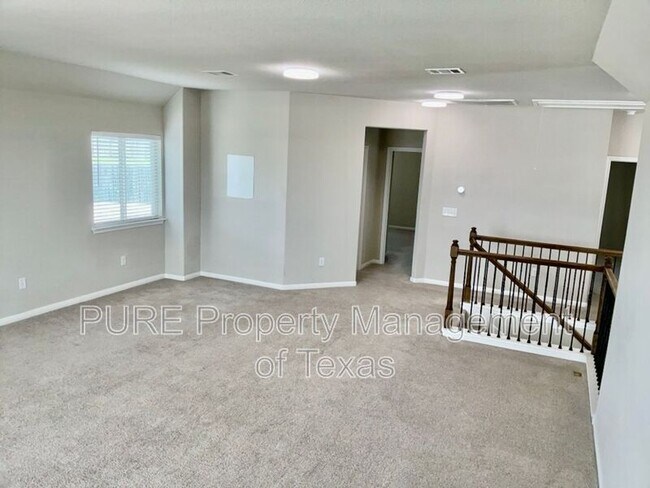 Building Photo - 120 Cloyce Ct