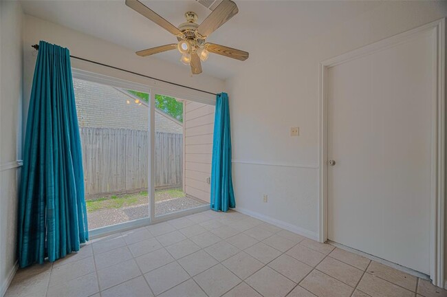 Building Photo - 1038 Red Rock Canyon Dr
