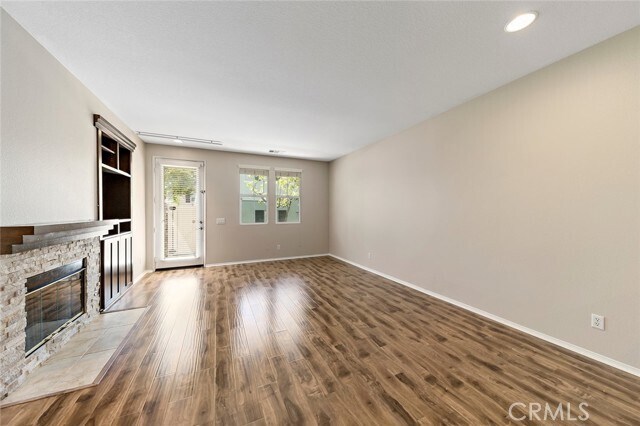 Building Photo - 7725 Hess Pl