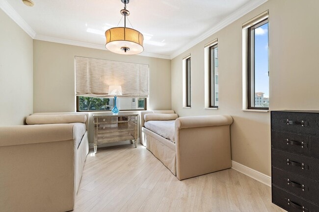 Building Photo - 3630 Gardens Pkwy