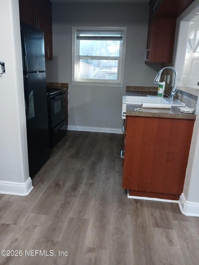 Building Photo - 5455 Gable Ln