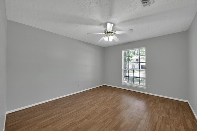 Building Photo - 27121 Wells Ln